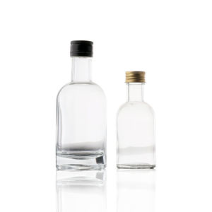 Botella de licor de vidrio redondo transparente con tapón de rosca para whisky vino Vodka <span class=keywords><strong>Gin</strong></span> Ron bebidas botella de vidrio - Product Image 3