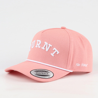 Casquettes Snapback structurées à 5 panneaux en toile de coton colorée, avec broderie personnalisée en chaîne et visière plate, style baseball