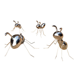 Sculpture d'abeille en acier inoxydable sur mesure, ornement de jardin extérieur, décoration paysagère, forme animale autoportante - Product Image 3