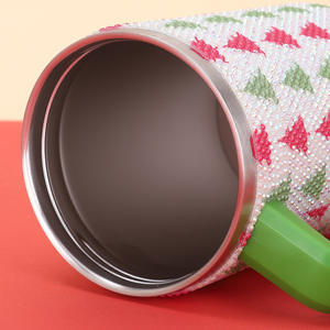 6 couleurs 40oz <span class=keywords><strong>arbre</strong></span> de Noël et <span class=keywords><strong>canne</strong></span> à sucre strass tasses Bling strass réutilisable isolé voyage gobelets avec poignée - Product Image 6