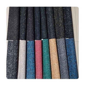 Tapis de sol de gym en caoutchouc antidérapant résistant à l'eau, design européen, à clipser, pour usage intérieur, noir brillant, motif coloré - Product Image 1