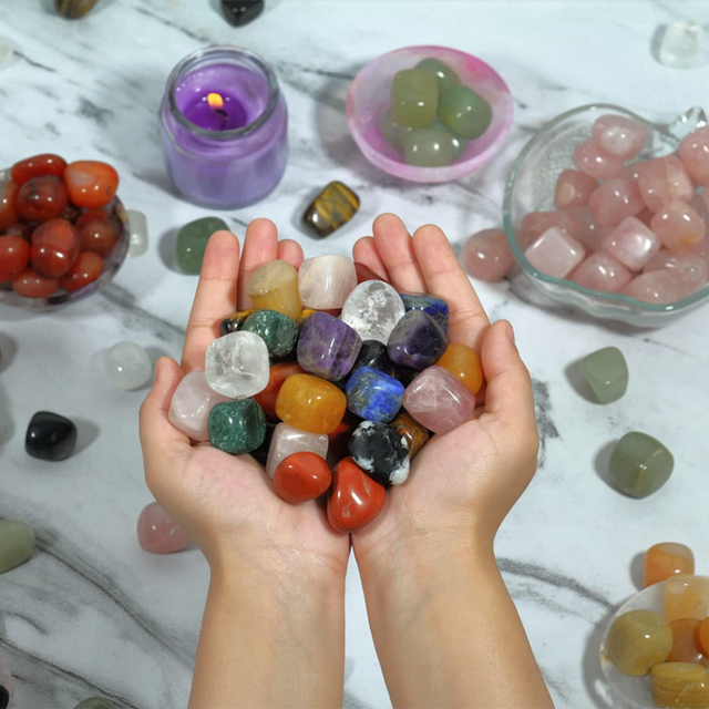 Clear Quartz Bulk Mixed Crystal Gravel Polished Irregular Rocks for Wholesale Decor Bundles