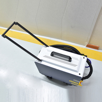Machine de nettoyage au laser pulsé 300W pour l'élimination de la rouille, de l'oxyde et du vernis sur les ponts, les navires et les installations industrielles