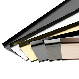 Battiscopa Autoadesivo in Acciaio Inox Decorativo per Decorazione Pareti - Product Image 1