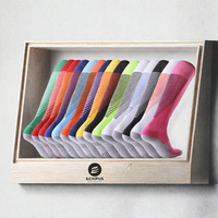 Chaussettes de sport montantes personnalisées pour hommes, en nylon tricoté avec logo sur le revers, pour le football – Tailles jeunes et adultes