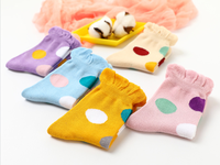 Chaussettes antidérapantes jetables en coton, écologiques, respirantes, antibactériennes, à séchage rapide, douces pour la peau, motif dessin animé, personnalisables – Vente chaude