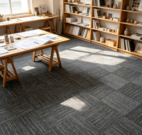 Dalles de moquette carrées haute densité 66x66cm, support non-tissé, nylon teint en masse, résistant aux taches, antistatique, pour lieu de travail
