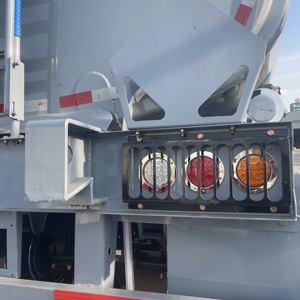 Prix des camions-citernes à carburant haute capacité de 30000 à 50000 litres (40 à 50 m3) pour le <span class=keywords><strong>Zimbabwe</strong></span> - Product Image 3