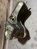SPARE PART MOBIL BEKAS ASLI COCOK UNTUK AUDI R8 Lamborghini Huracan LP610 580 LH Tangki Bahan Bakar OEM 4S0201021F