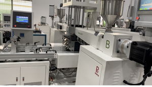 Máquina de Película de Coextrusión de 5 Capas de Alta Barrera y Precisión de Laboratorio, Motor de PE/PP para la Producción Médica de Alta Gama Totalmente Automática - Product Image 2