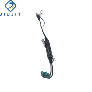 <span class=keywords><strong>Antenne</strong></span> d'<span class=keywords><strong>autoradio</strong></span> mâle Double connecteur Fakras Amplificateur <span class=keywords><strong>Adaptateur</strong></span> Booster pour VWs Car Signal Aerial FM <span class=keywords><strong>Antenne</strong></span> - Product Image 6