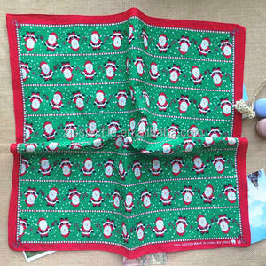 Natale anello donna grande rosso nero e oro che indossa <span class=keywords><strong>capelli</strong></span> lunghi chemio Sport <span class=keywords><strong>Bandana</strong></span> di seta per <span class=keywords><strong>capelli</strong></span> cane natale - Product Image 4