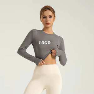 Haut de sport pour femme personnalisé de haute qualité avec trous pour les pouces, rose et blanc, coupe ajustée, manches longues pour le yoga - Product Image 5