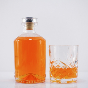 Personalizzato ODM OEM popolare 500ml bocca larga rotonda corta e robusta Vodka whisky Tequila bottiglie di vetro con tappo di plastica - Product Image 5