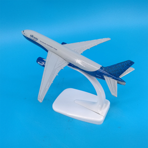 Modellino di Aereo Personalizzato 16cm B777 Azerbaijan Silkway West Airlines Alta Simulazione in Lega per Regalo Promozionale - Product Image 4