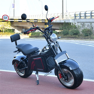 Scooter Électrique Haute Vitesse Économique 60V 20AH 3000W 1500W 2000W avec Pédales et Frein à Disque - Product Image 2
