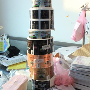 Rouleaux d'autocollants en vinyle pour impression sur t-shirt, motif Happy Birthday, visage souriant, prix bas, autocollant en rouleau - Product Image 6