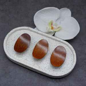 Porte-baguettes en bois naturel, accessoire de table minimaliste pour organiser les baguettes à la maison ou au restaurant - Product Image 2