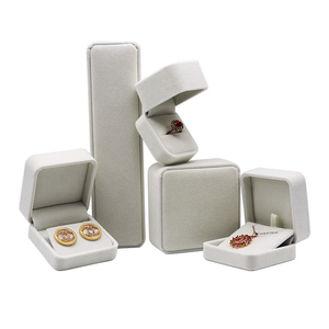 Boîte à bagues pour femme, cadeau de la Saint-Valentin, boîte à bijoux, boîte à bagues de couture, boîte à bagues de fiançailles pour elle et lui - Product Image 3