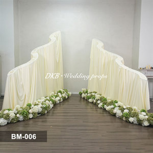 DKB gros accessoires <span class=keywords><strong>de</strong></span> <span class=keywords><strong>mariage</strong></span> blanc métal vague cadre arc décoration <span class=keywords><strong>mariage</strong></span> toile <span class=keywords><strong>de</strong></span> fond tissu S forme arc pour la décoration <span class=keywords><strong>de</strong></span> <span class=keywords><strong>mariage</strong></span> - Product Image 3