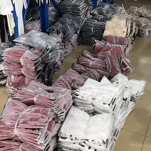 A buon mercato all'ingrosso abbigliamento donna camicia camicetta top pantaloni pantaloncini gonna cappotto Bulk vestiti usati fabbrica abbigliamento all'ingrosso stock