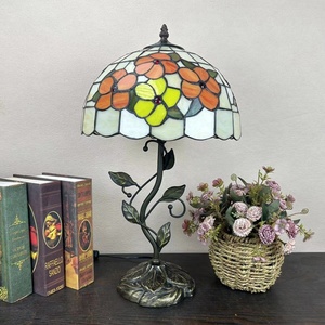 Lámpara de Mesa LED Flexible Moderna y Tradicional Europea LongHuiJing, Pantalla de Vidrio Tintado, Base para Bombilla E27, para Dormitorios - Product Image 4