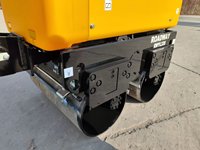Rouleau compresseur vibratoire à double tambour de 1 tonne, petit compacteur routier, équipement de compactage de chaussée en asphalte à double tambour