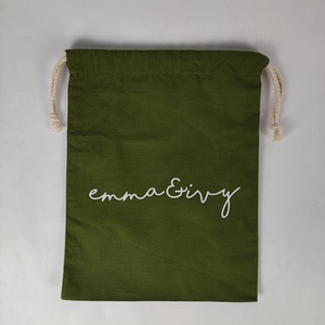 Logo stampato personalizzato borsa con coulisse in tela di cotone verde <span class=keywords><strong>Tic</strong></span> Tok vendita calda borse con coulisse borsa regalo con coulisse per la conservazione dei gioielli - Product Image 6