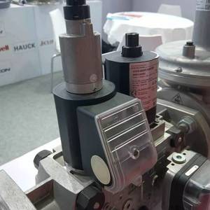 Électrovanne combinée à gaz VAS350F/NWGR Kromschroder Hockard en métal pour pièces de chaudière Allemagne 6kg en stock Garantie 1 an - Product Image 2