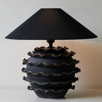 Lampe de table LED unique en céramique en forme de fleur vintage avec abat-jour en tissu, décoration de maison décorative, lampe de table pour chambre à coucher, salon
