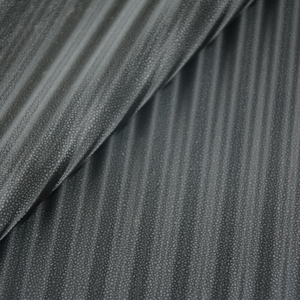 Housse de siège de voiture en cuir semi-PU imperméable et résistante à l'usure avec doublure en tissu maillé - Product Image 1