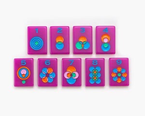 Tuiles de Mahjong Américaines en Acrylique Simple Couche, Série Premium Halo, Ligne Classique Moderne de Luxe, Violet Néon, 160 Pièces, Vente en Gros et au Détail - Product Image 4