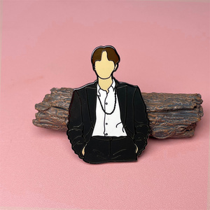 Nhà Sản Xuất Cá Nhân Bán Buôn Tùy Chỉnh Thiết Kế Mềm Men Cứng Kim Loại Logo Ve Áo Pin Huy Hiệu Tùy Chỉnh Men Pin - Product Image 4