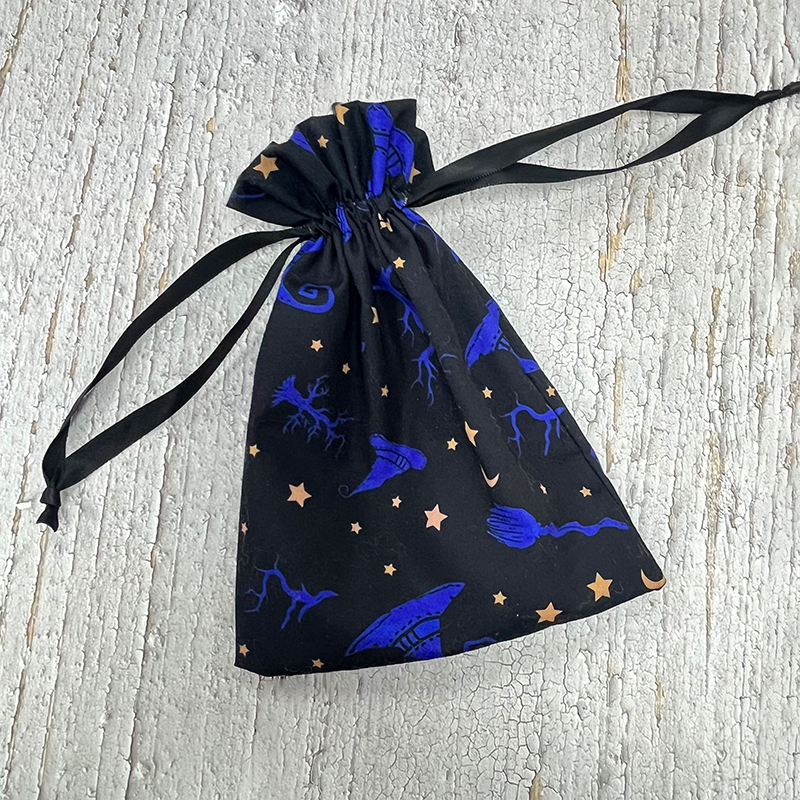 สีน้ำเงิน