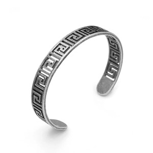 Yunnique Brazalete de acero inoxidable para hombre, patrón geométrico, forma de C hueca, joyería de moda - Product Image 5