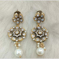 Boucles d'oreilles pendantes Polki Kundan en laiton plaqué or, style Chandabali, tendance, faites à la main, produit en gros personnalisable