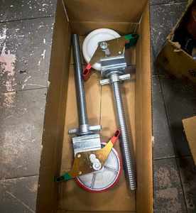 Roues de chariot réglables en nylon <span class=keywords><strong>MC</strong></span> robustes avec frein de blocage, roues de construction durables pour plateformes d'échafaudage - Product Image 1
