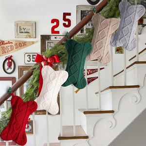 Chien suspendu bas <span class=keywords><strong>de</strong></span> noël forme d'os tricot rouge vert blanc kaki gris bas <span class=keywords><strong>de</strong></span> noël pour enfants cadeaux <span class=keywords><strong>de</strong></span> vacances - Product Image 4