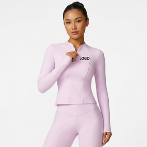 Haut court à manches longues rose clair pour femme avec fermeture éclair quart de tour et logo frontal, couleur unie, respirant, en Spandex et Polyester, idéal pour le yoga - Product Image 1