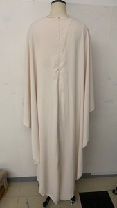 Spot New europeo e americano alla moda ampio <span class=keywords><strong>maniche</strong></span> <span class=keywords><strong>a</strong></span> <span class=keywords><strong>pipistrello</strong></span> plissettato irregolare elegante <span class=keywords><strong>abito</strong></span> <span class=keywords><strong>lungo</strong></span> - Product Image 6