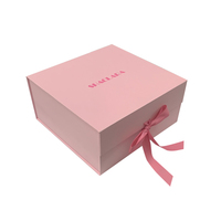 Emballage de boîte à vêtements magnétique pliable en carton rigide de luxe boîte à vêtements personnalisée en rose pour robe de demoiselle d'honneur avec ruban