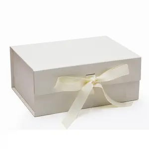 कस्टम रिबन शैली लक्जरी आइवरी रंग foldable चुंबक उत्पाद पैकिंग बॉक्स थोक