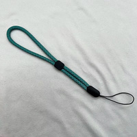 En gros, Lanière de poignet réglable réfléchissante en polyester pour bouteille d'eau, téléphone portable et clés, avec crochet et sangle