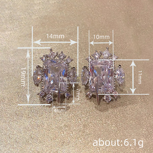 Orecchini a Perno Geometrici a Forma di Stella per Donne, Accessori per Orecchie Semplici per Uso Quotidiano, Outfit Casual e Regalo - Product Image 3