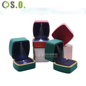 Caja de Joyería de Piel Sintética Negra y Roja de Alta Gama, Nuevo Estilo, con Logotipo Personalizado, para Collares, Pulseras, Pendientes y Anillos - Product Image 5