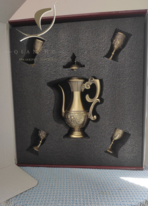 QIAN HU Set di Lusso Vintage <span class=keywords><strong>per</strong></span> la Casa in Stile Marocchino, Servizio da Caffè e Tè in Bronzo con <span class=keywords><strong>Teiera</strong></span>, Vassoio e 4 Tazzine <span class=keywords><strong>per</strong></span> Espresso, Realizzato in Metallo <span class=keywords><strong>per</strong></span> Viaggio - Product Image 6