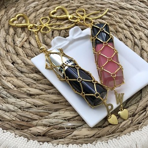Portachiavi in acciaio inossidabile con lettera dorata a forma di <span class=keywords><strong>cuore</strong></span>, stile INS, semplice e alla moda, con piccolo specchietto e porta rossetto. - Product Image 2