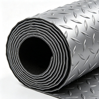 Tapis de sol de garage en PVC antidérapant de haute qualité à prix avantageux