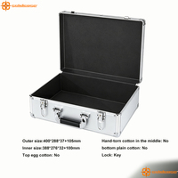Valise de présentation personnalisée en aluminium pour salon professionnel, coque rigide avec insert en mousse pour exposition