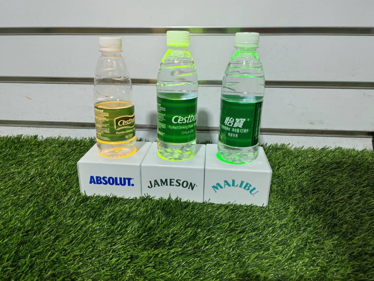 Wood Beverage Display Stand for Countertop Stand with LED for Exhibition — view 2
